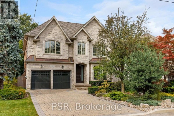 94 Munro Boulevard, Toronto, ON M2P1C4 Photo 2