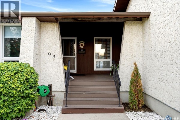 Kitchen/Dining room - 94 Noonan Road, Regina, SK S4V0J6 Photo 3