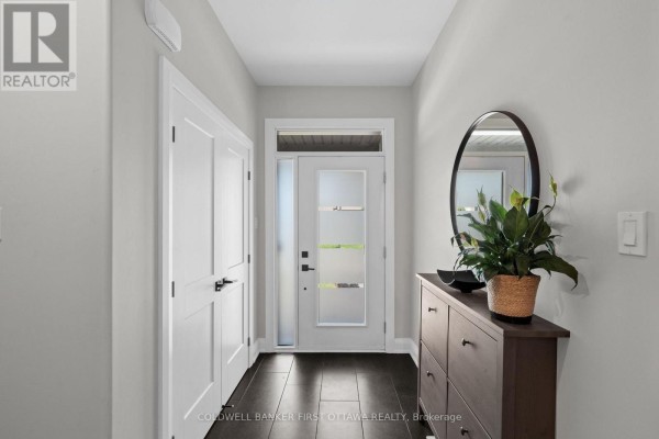 Bedroom - 94 Porter Street, Ottawa, ON K2S2L8 Photo 5