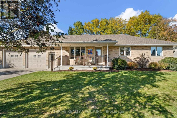 Kitchen - 94 York Street, Bluewater, ON N0M1X0 Photo 2