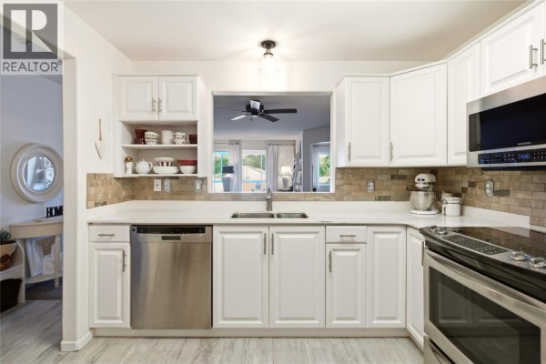 Bedroom - 940 Glenwood Avenue Unit# 212, Kelowna, BC V1Y9P2 Photo 5