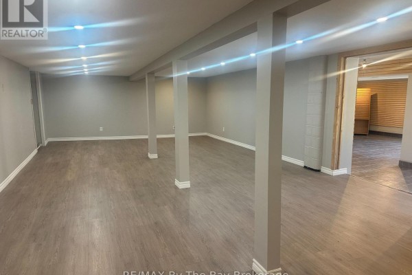 9405 Beachwood Road Highway, Collingwood, ON L9Y3Z1 Photo 3