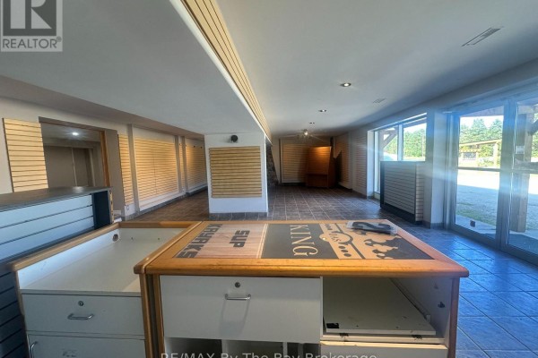 9405 Beachwood Road Highway, Collingwood, ON L9Y3Z1 Photo 5
