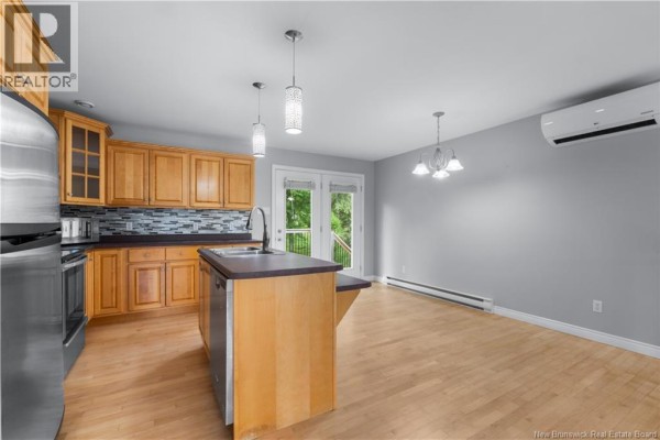 Kitchen - 941 Barachois, Dieppe, NB E1A6X5 Photo 5