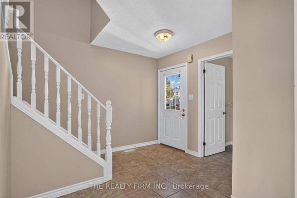 Kitchen - 941 Thistledown Way, London North, ON N6G4Z6 Photo 3