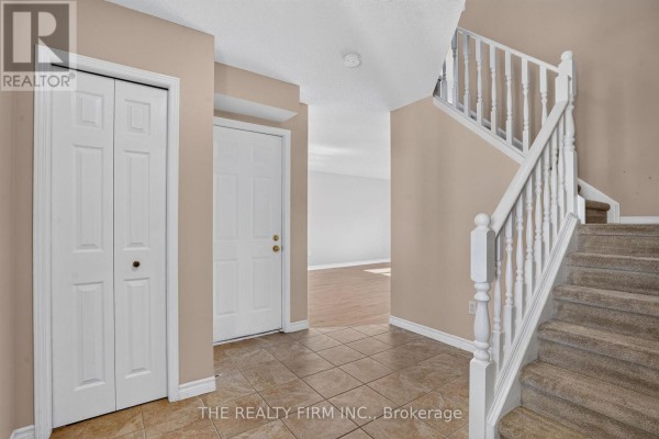 Primary Bedroom - 941 Thistledown Way, London North, ON N6G4Z6 Photo 4