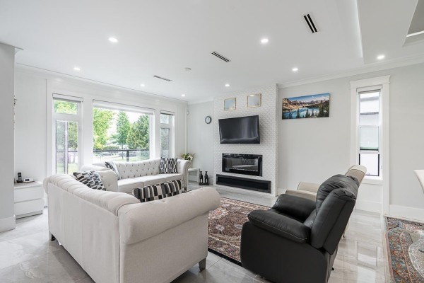 9417 132a Street, Surrey, BC V3V6W3 Photo 5