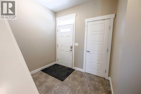 Dining room - 9433 88 Street, Grande Prairie, AB T8X0H2 Photo 2