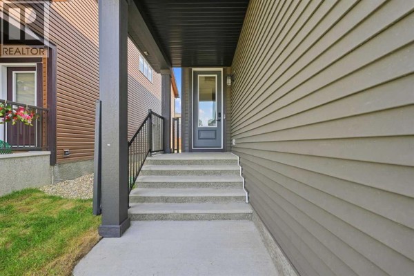 945 Chinook Winds  Sw, Airdrie, AB, photo 3