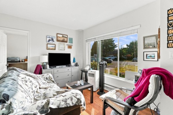 Primary Bedroom - 9458 Menzies Street, Chilliwack Proper East, Chilliwack, BC V2P5Z4 Photo 4