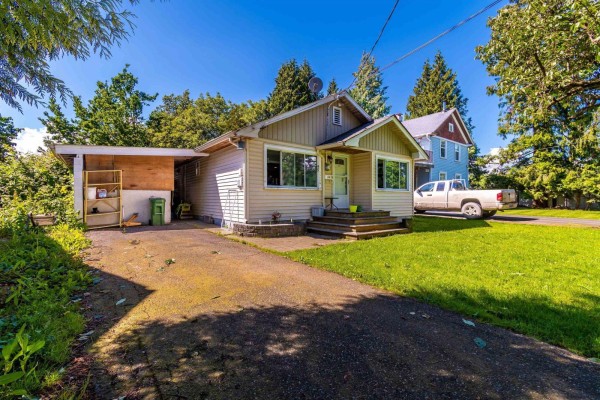 Kitchen - 9475 Stanley Street, Chilliwack Proper West, Chilliwack, BC V2P3Y2 Photo 2