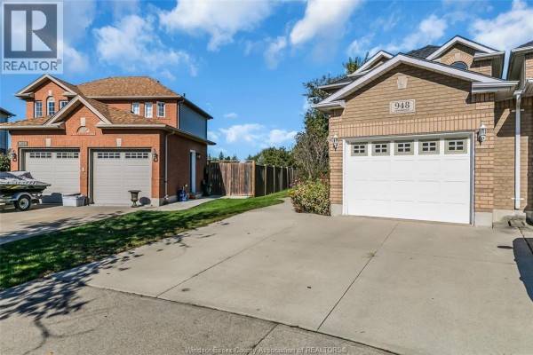 4pc Bathroom - 948 Lemonwood, Windsor, ON N9G2R6 Photo 3