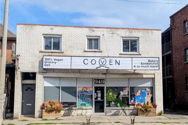 949 E Main Street E, Hamilton, ON, photo 3