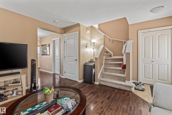 Primary Bedroom - 949 Valour Wy Nw, Edmonton, AB T5E6P2 Photo 5