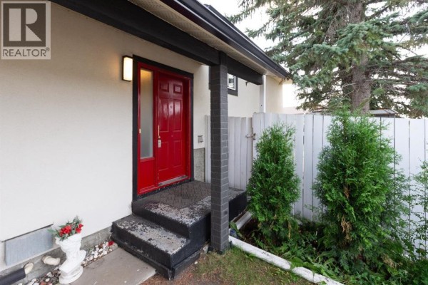 Office - 95 Castleridge Close Ne, Calgary, AB T3J1Y9 Photo 5