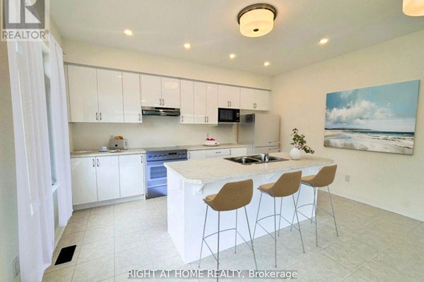 Dining room - 95 Hitchman Street, Brant, ON N3L0M1 Photo 4