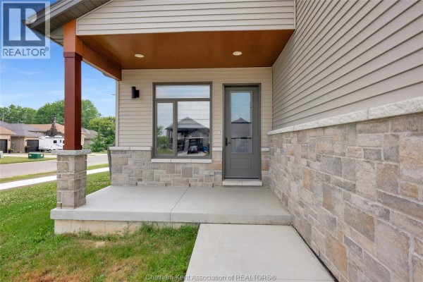 4pc Bathroom - 95 Ironwood Trail, Chatham, ON N7M0A5 Photo 4