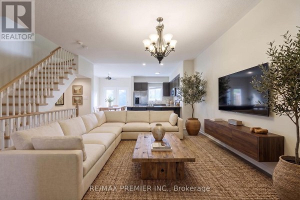 95 John Bell Crescent, Toronto, ON, photo 3