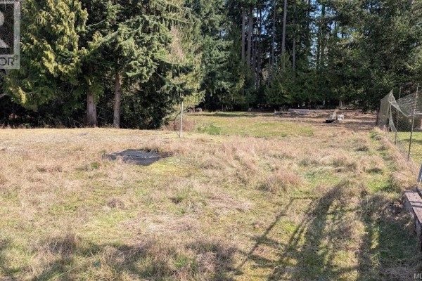 95 Lighthouse Dr, Bowser, BC V0R1G0 Photo 4