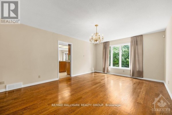 Bedroom - 95 Macnabb Place, Ottawa, ON K1L8J5 Photo 5