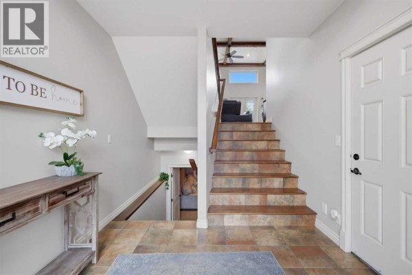 Kitchen - 95 Regatta Way, Sylvan Lake, AB T4S0C9 Photo 3