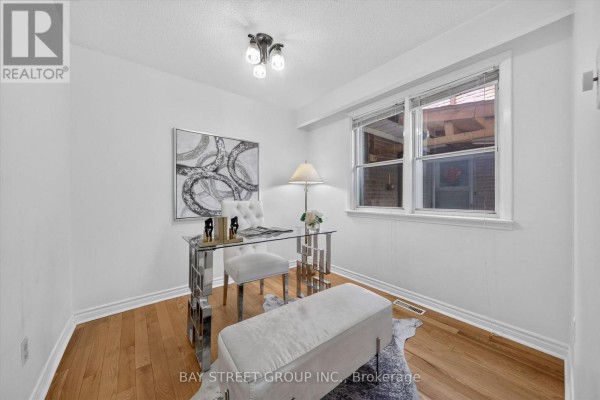 Primary Bedroom - 95 Tineta Crescent, Toronto, ON M1S2Y5 Photo 5