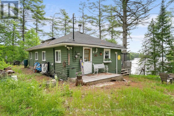 95 West Clear Bay Point, Trent Lakes, ON, photo 2