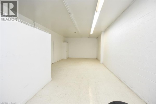 950 Barton Street E, Hamilton, ON L8L3C3 Photo 5