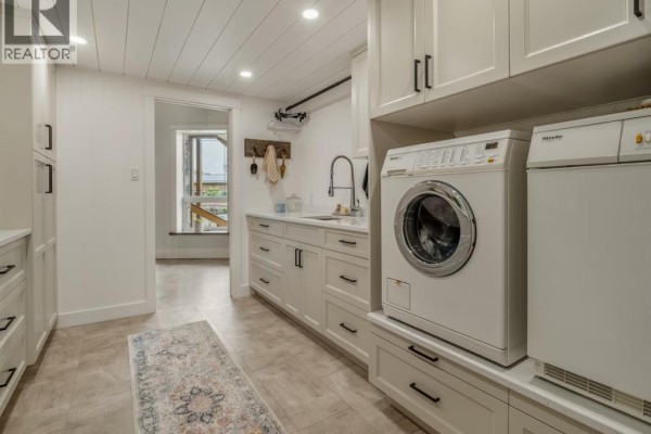 4pc Bathroom - 95015 222 Range, Rural Lethbridge County, AB T0L0V0 Photo 5