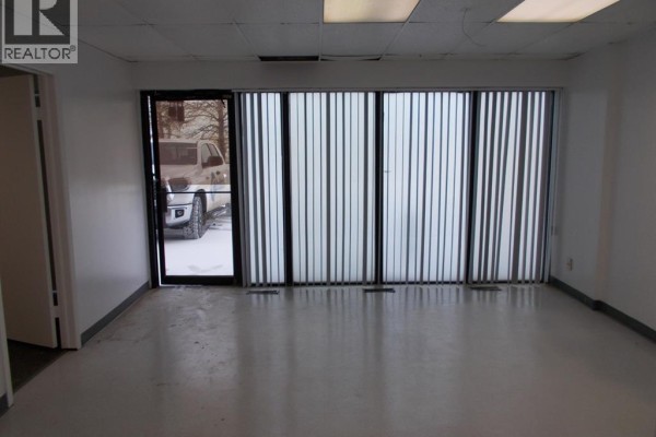 9505 113 Street, Grande Prairie, AB T8V5L2 Photo 4