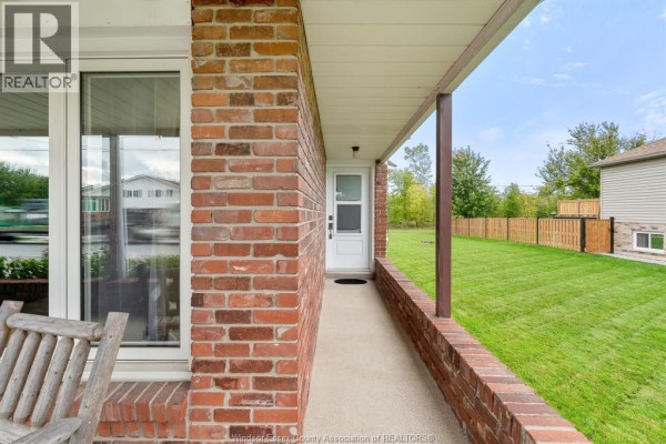 3pc Bathroom - 9510 Walker Road, Mcgregor, ON N0R1J0 Photo 4