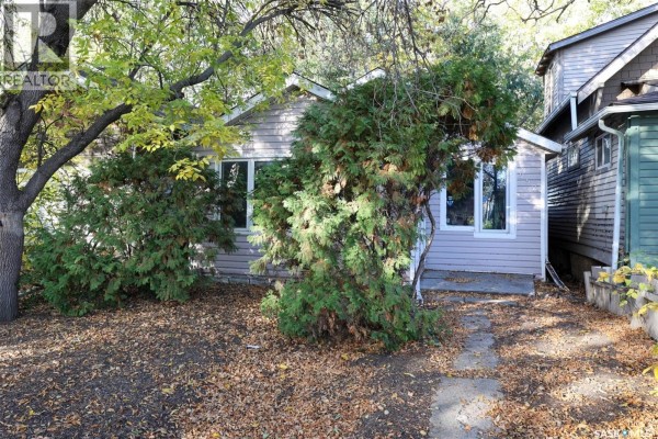 Kitchen - 952 Robinson Street, Regina, SK S4T2M5 Photo 2