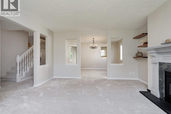 Primary Bedroom - 9524 Greenglade Rd, Sidney, BC V8L3T6 Photo 5