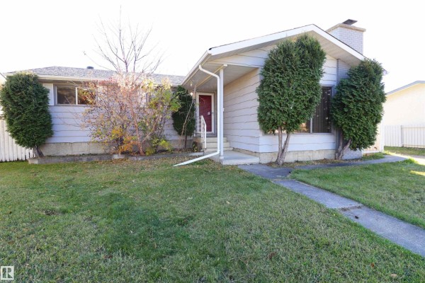 9527 151 Av Nw, Edmonton