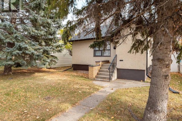 Living room - 953 12 Street S, Lethbridge, AB T1J2S8 Photo 3