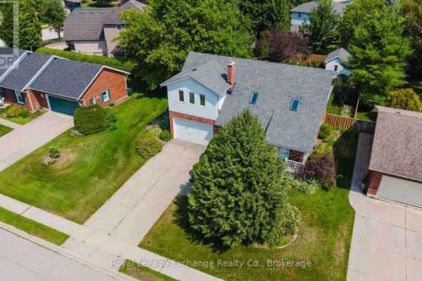 Games room - 953 Parkwood Drive, Saugeen Shores, ON N0H2C2 Photo 3
