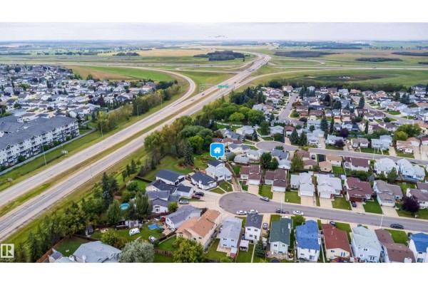 9540 178 Av Nw, Edmonton, AB, photo 3