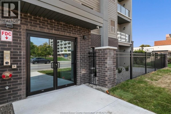 Laundry room - 955 Ouellette Avenue Unit# 403, Windsor, ON N9A4J5 Photo 4