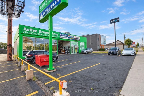 955 Upper James Street, Hamilton, ON L9C3A6 Photo 5