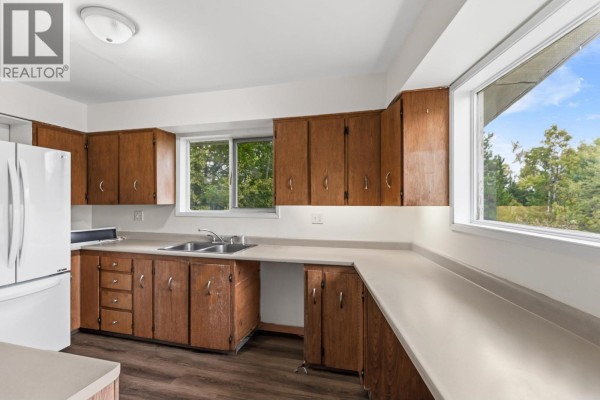 Bedroom 2 - 9556 Birchill Crescent, Prince George, BC V2N6G9 Photo 5