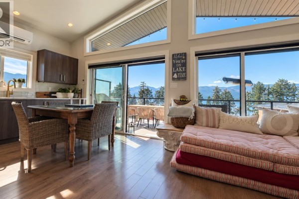Patio - 9558 Marble Bay Rd, Lake Cowichan, BC V0R2G1 Photo 2