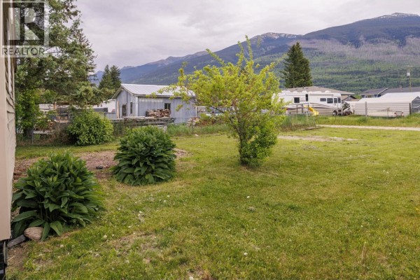 Bedroom 4 - 956 4th Avenue, Mcbride, BC V0J2E0 Photo 4