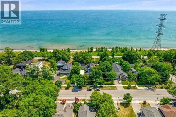 957 Beach Boulevard, Hamilton, ON, photo 2