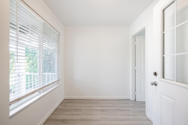 Bedroom 2 - 9570a Hazel Street, Chilliwack Proper East, Chilliwack, BC V2P5N9 Photo 4