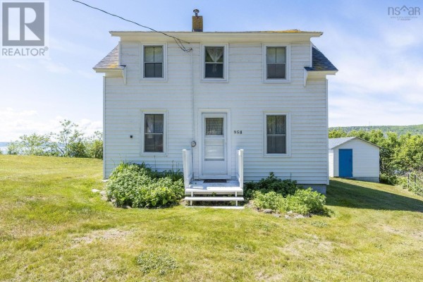 Living room - 958 Granville Road, Victoria Beach, NS B0S1K0 Photo 3