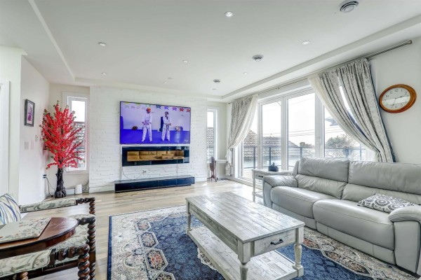 958 Keil Street, White Rock, BC V4B4V7 Photo 5