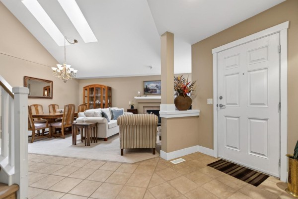 96 15500 Rosemary Heights Crescent, Surrey, BC V3Z0K1 Photo 5