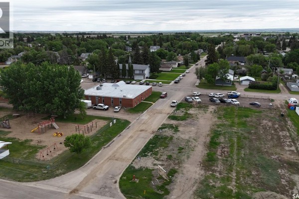 Overview of three zoned lots, including 96-98 Thomson, with snow cover. - 96-98 Thomson Street, Outlook