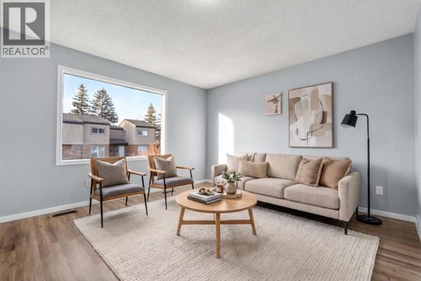 Bedroom - 96 Abalone Crescent Ne, Calgary, AB T2A6X8 Photo 2