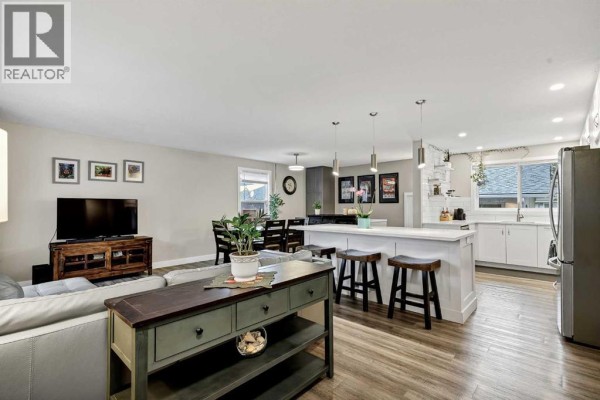 96 Alderwood Close Se, Calgary, AB, photo 3